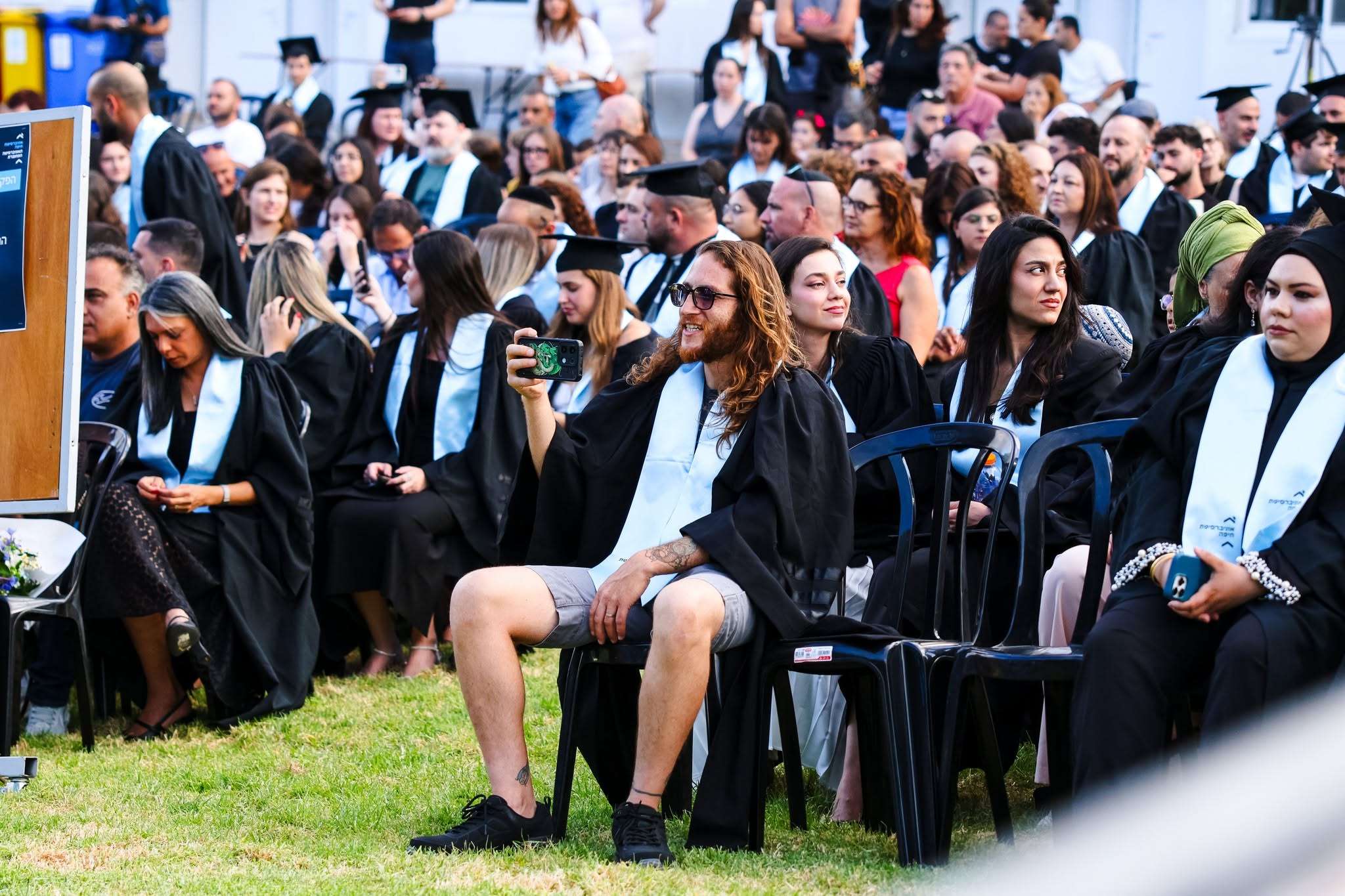 ‎הענקת תארים בפקולטה למדעי הרוח